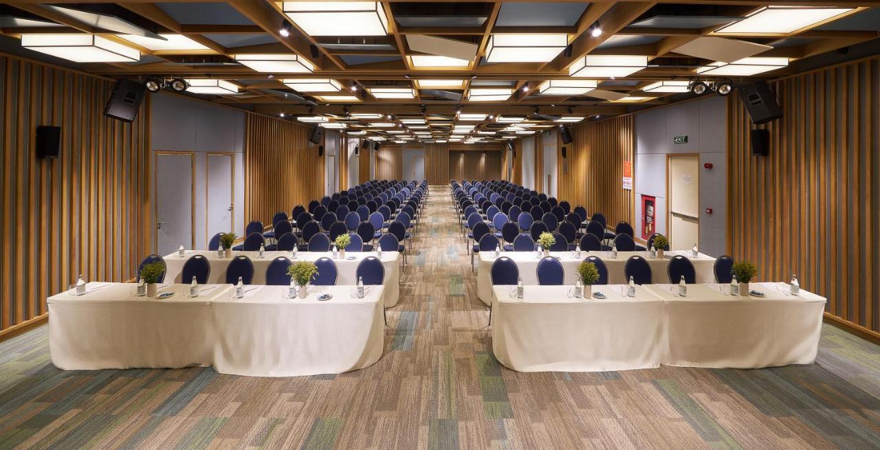 Fusion Suites Vung Tau Esterno foto